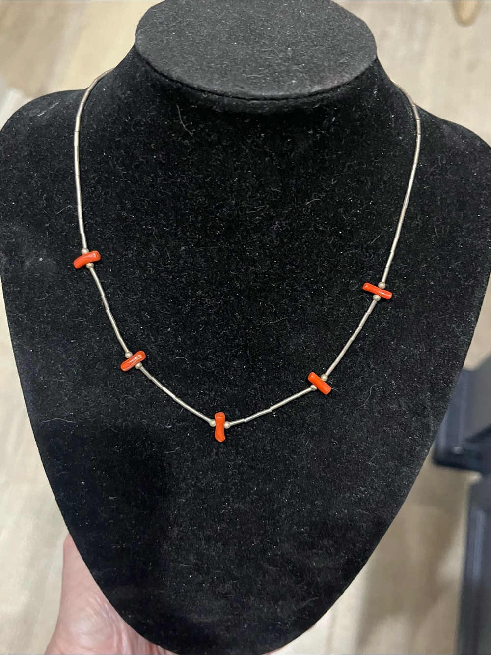 Vintage Liquid Silver Coral Necklace Southwestern Santa Fe Boho 15”